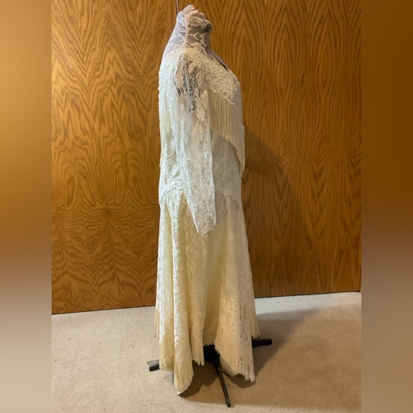 Martin McCrea Ivory fringed wedding dress - Picture 4 of 14